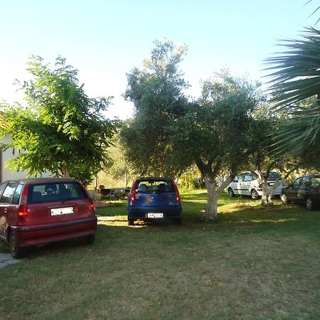Appartamento House Souzanna Toroni Esterno foto