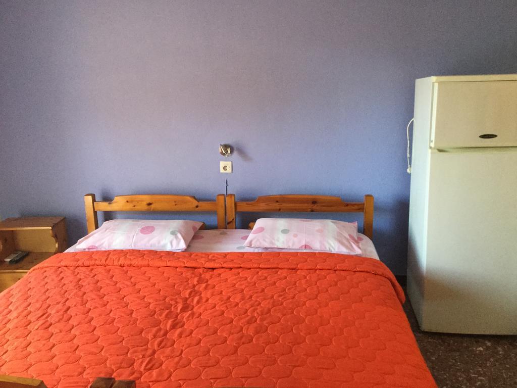 Appartamento House Souzanna Toroni Esterno foto