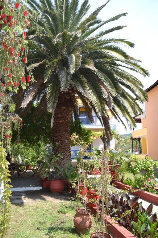 Appartamento House Souzanna Toroni Esterno foto