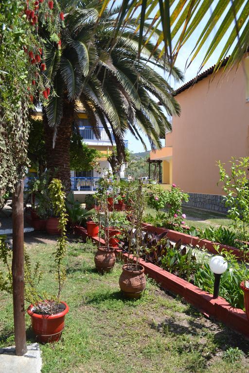 Appartamento House Souzanna Toroni Esterno foto