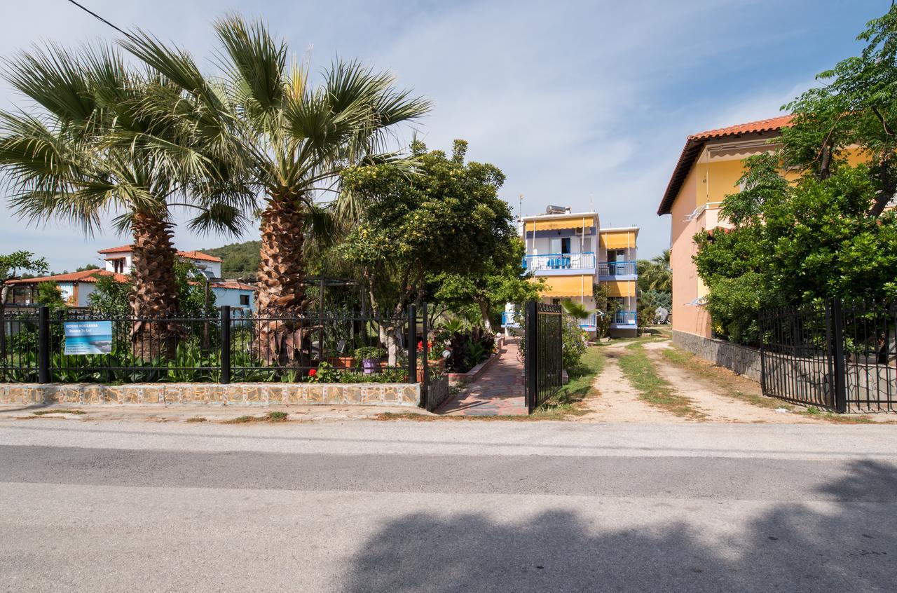 Appartamento House Souzanna Toroni Esterno foto