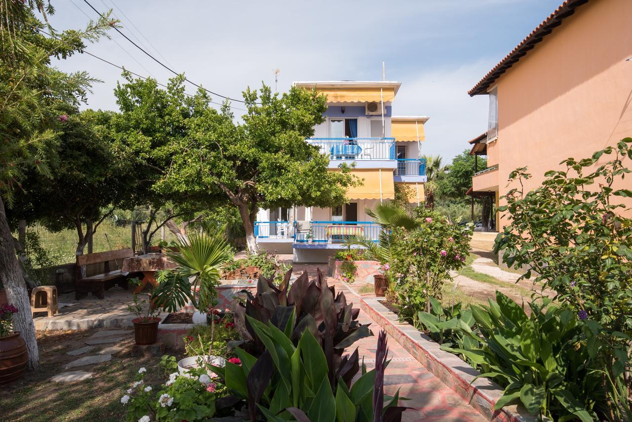 Appartamento House Souzanna Toroni Esterno foto